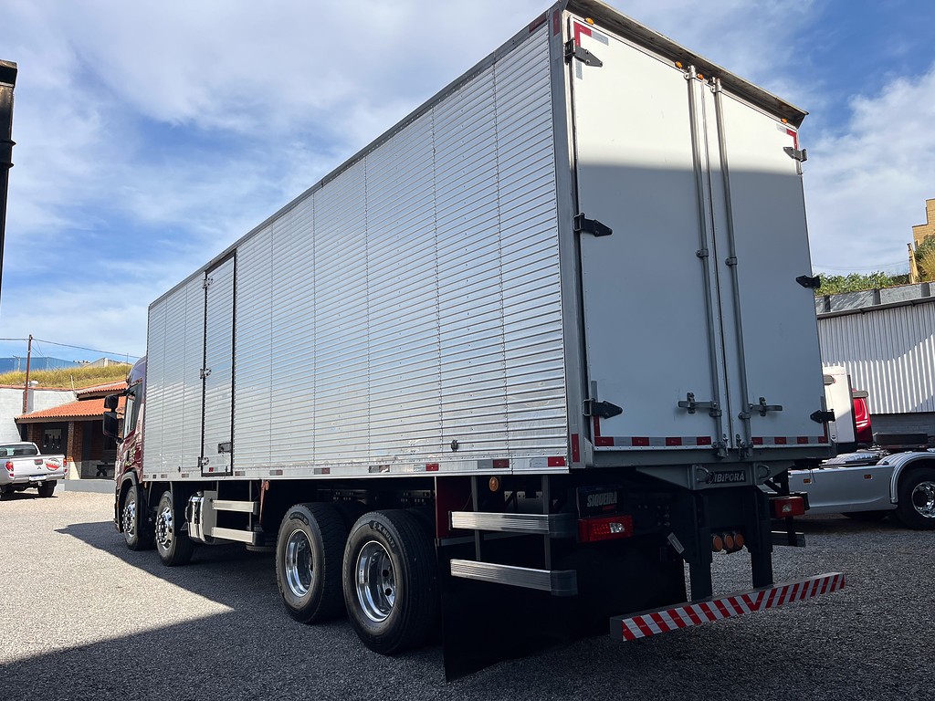 Caminhão SCANIA P360 Baú Furgão ANO 2024 de Siqueira Caminhões em São Paulo