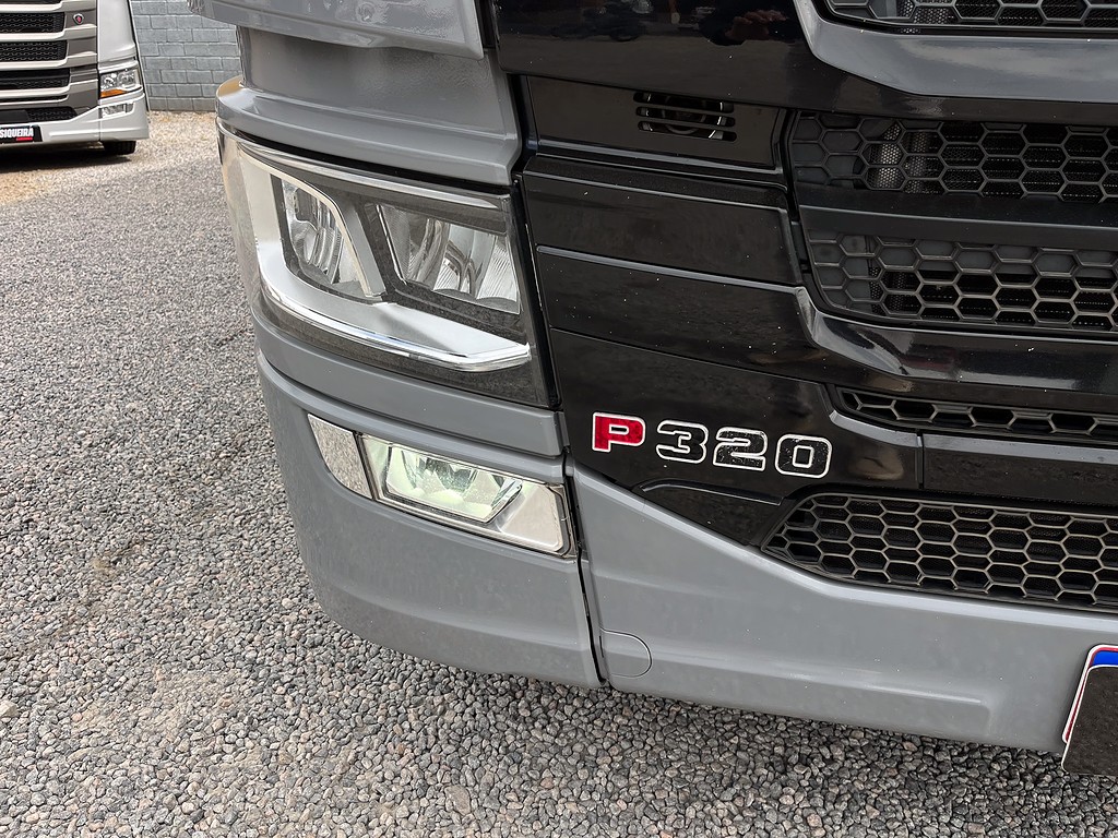 Caminhão SCANIA 320 Baú Furgão ANO 2024 de Siqueira Caminhões em São Paulo