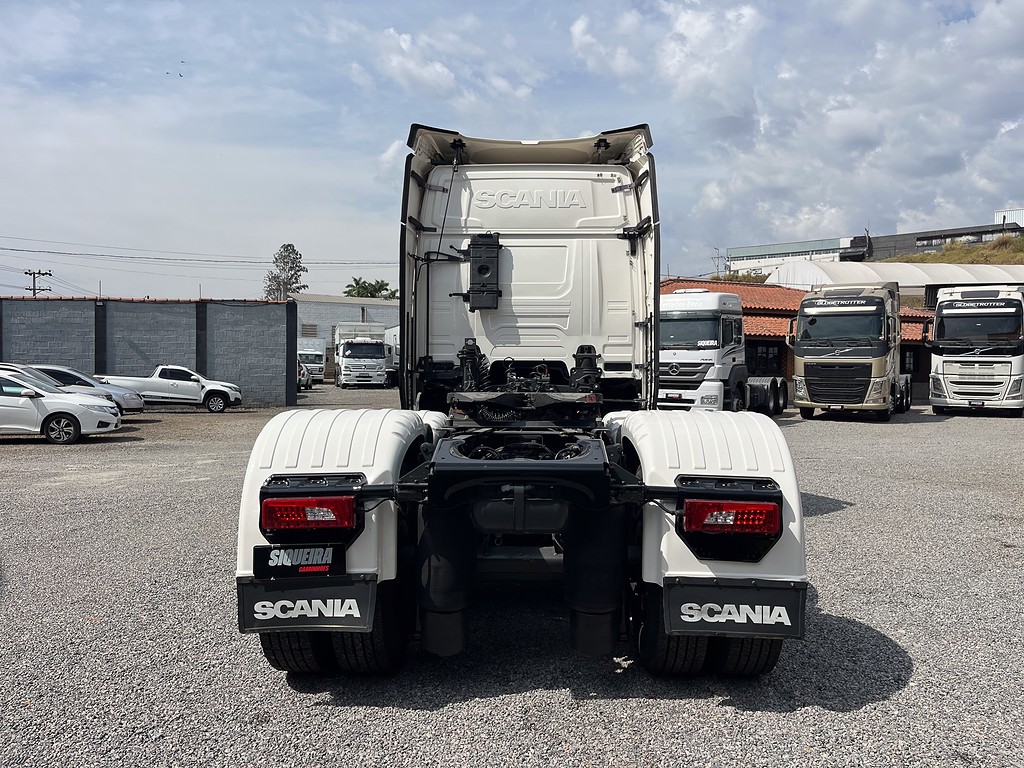 Caminhão SCANIA 450 Cavalo Mecânico ANO 2022 de Siqueira Caminhões em São Paulo