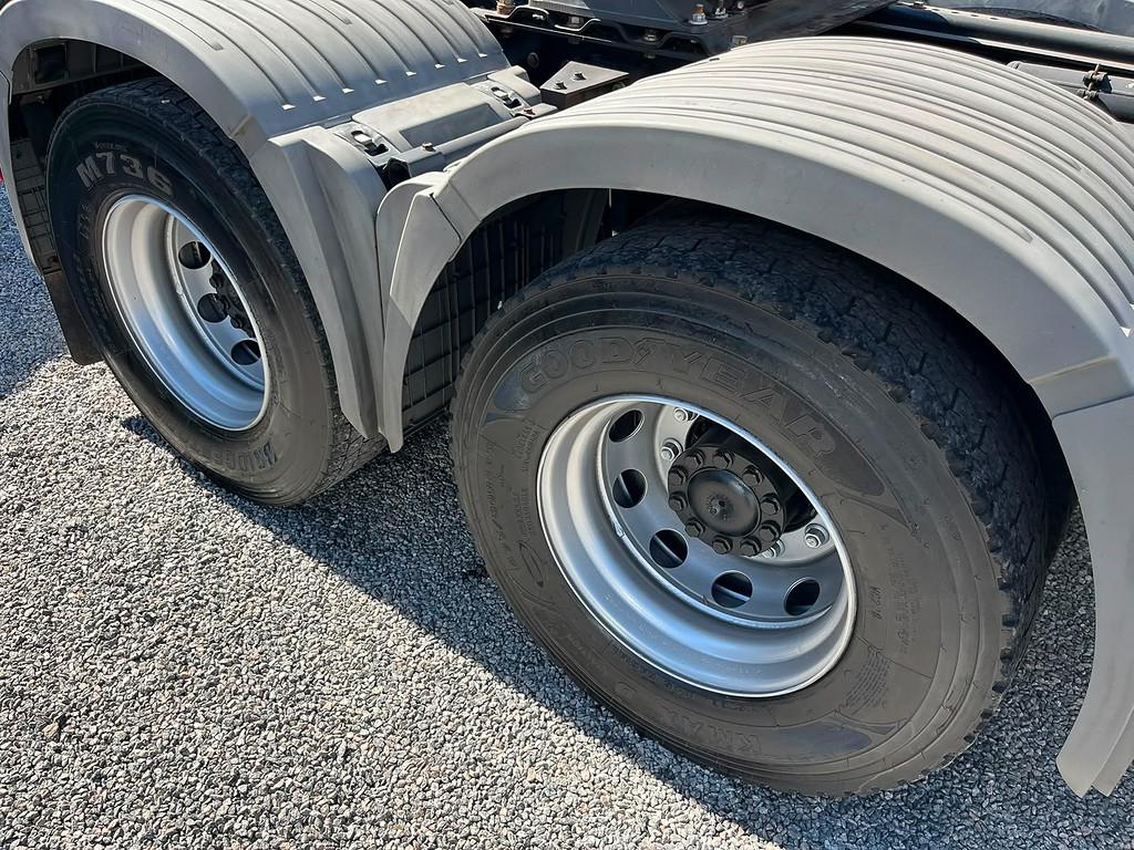 Caminhão MERCEDES BENZ MB 2651 Cavalo Mecânico ANO 2020 de Siqueira Caminhões em São Paulo