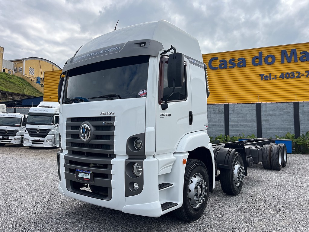 Caminhão VOLKSWAGEN VW 30330 Chassis ANO 2020 de Siqueira Caminhões em São Paulo