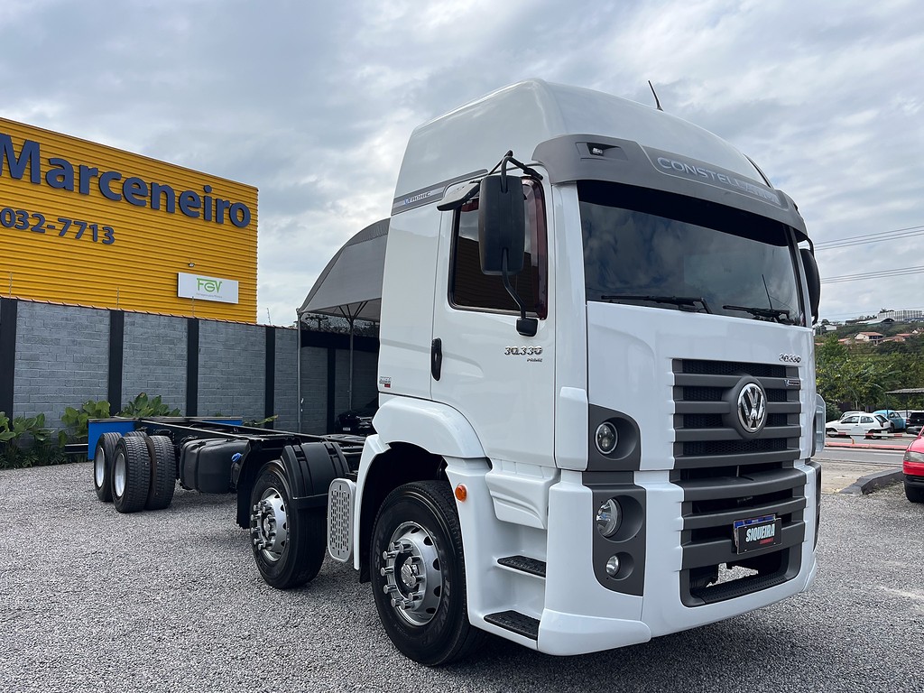 Caminhão VOLKSWAGEN VW 30330 Chassis ANO 2020 de Siqueira Caminhões em São Paulo