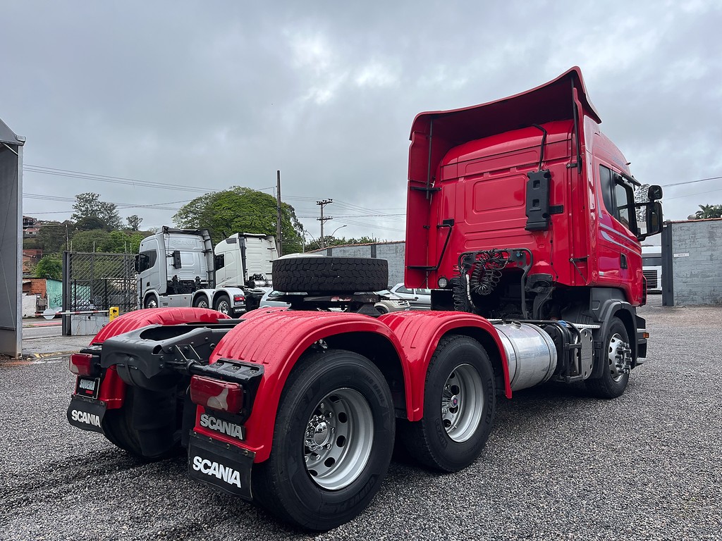 Caminhão SCANIA 440 Cavalo Mecânico ANO 2013 de Siqueira Caminhões em São Paulo