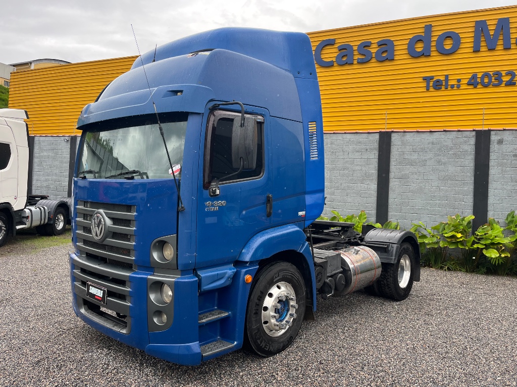 Caminhão VOLKSWAGEN VW 19320 Cavalo Mecânico ANO 2009 de Siqueira Caminhões em São Paulo