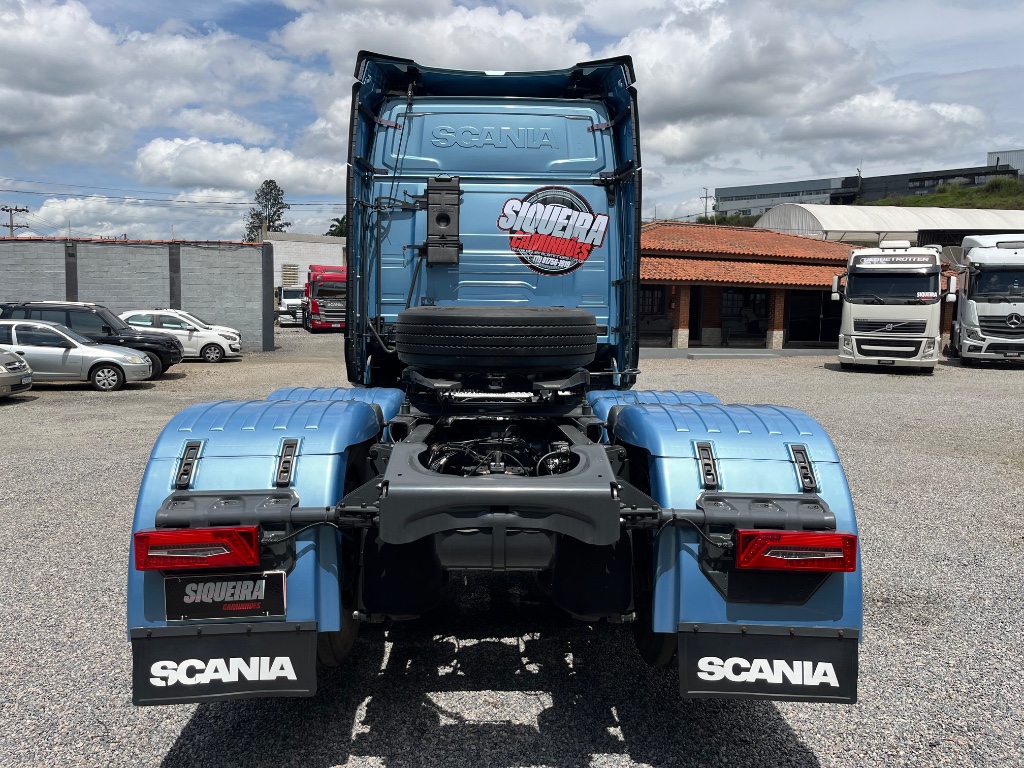 Caminhão SCANIA 460 Cavalo Mecânico ANO 2024 de Siqueira Caminhões em São Paulo