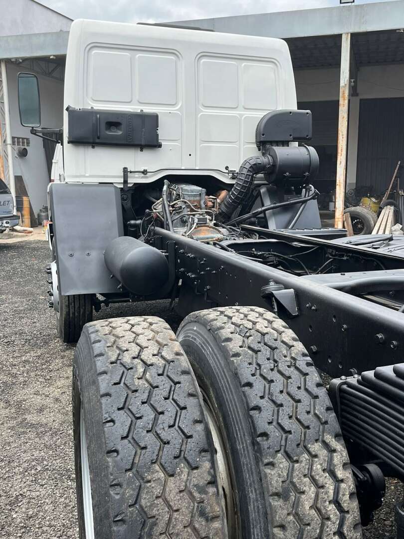 Caminhão FORD CARGO 2628 Chassis ANO 2009 de R Caminhões em São Paulo