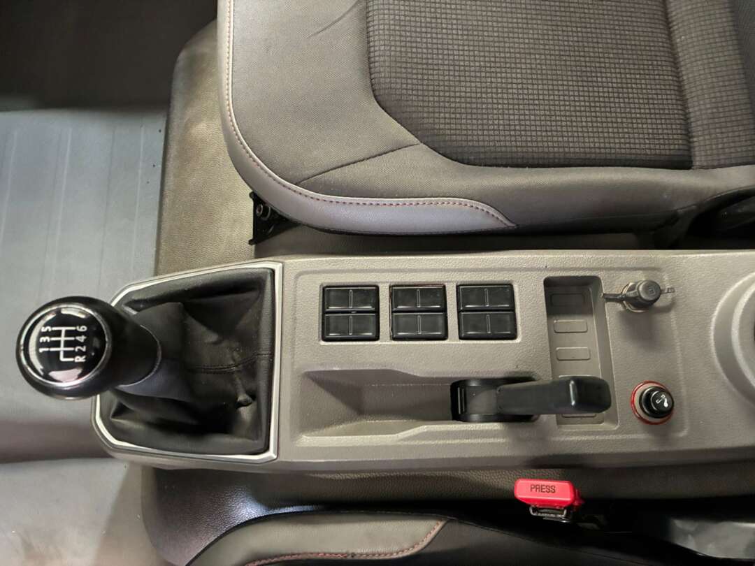 Caminhão VOLKSWAGEN VW 9170 Carroceria ANO 2020 de Vieira Caminhões no Paraná