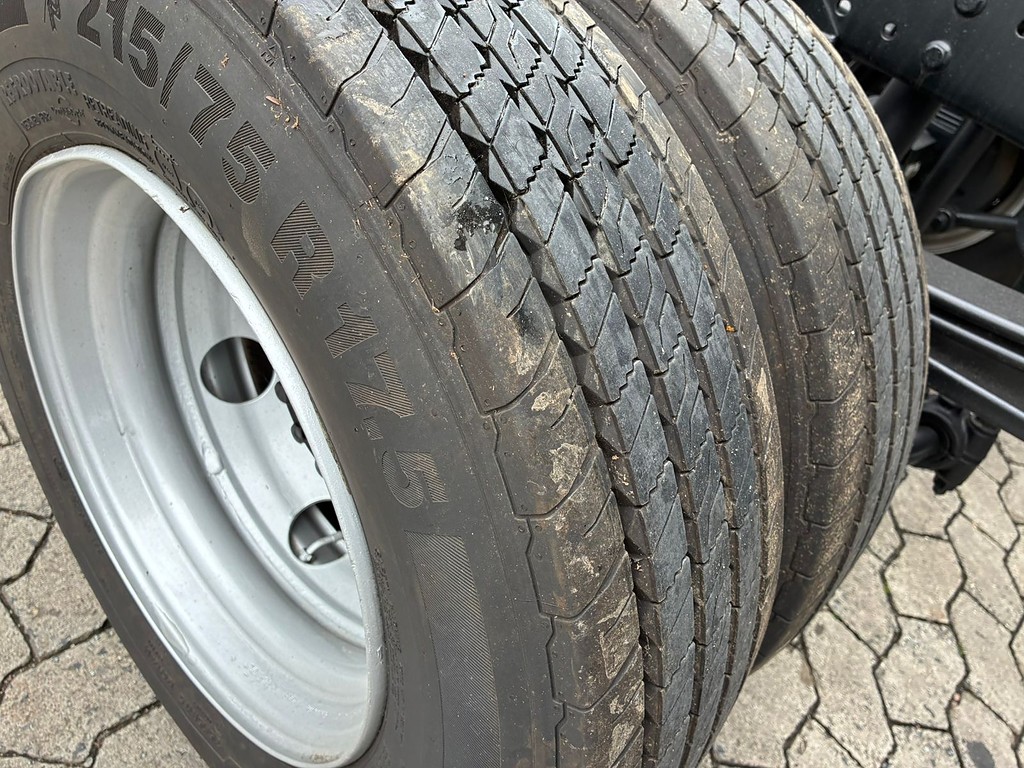 Caminhão VOLKSWAGEN VW 9170 Chassis ANO 2019 de Vieira Caminhões no Paraná