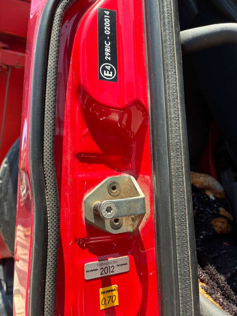 Caminhão SCANIA P310 Caçamba Basculante ANO 2013 de Vieira Caminhões no Paraná