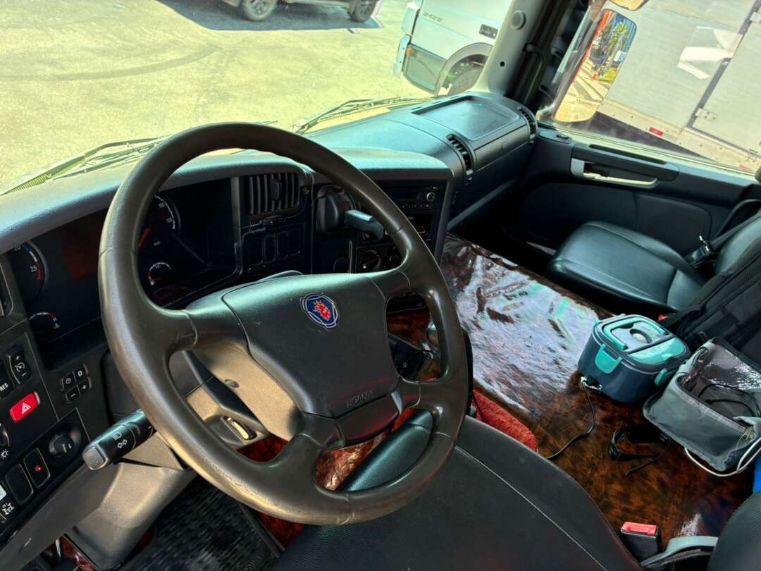 Caminhão SCANIA P310 Caçamba Basculante ANO 2013 de Vieira Caminhões no Paraná