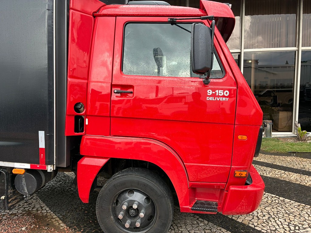 Caminhão VOLKSWAGEN VW 9150 Baú Sider ANO 2011 de Vieira Caminhões no Paraná