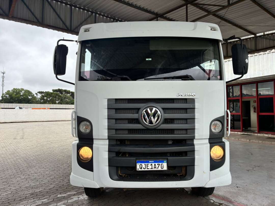 Caminhão VOLKSWAGEN VW 31280 Caçamba Basculante ANO 2016 de Vieira Caminhões no Paraná
