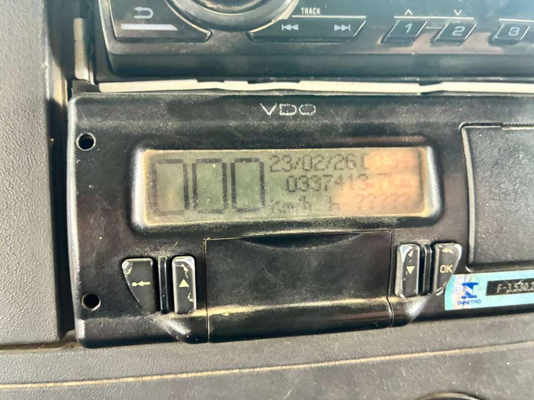 Caminhão VOLKSWAGEN VW 31280 Caçamba Basculante ANO 2016 de Vieira Caminhões no Paraná