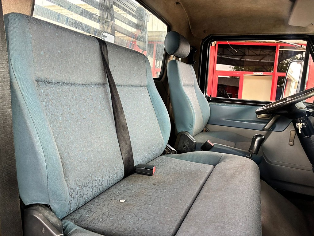 Caminhão VOLKSWAGEN VW 9150 Carga Seca ANO 2012 de Vieira Caminhões no Paraná