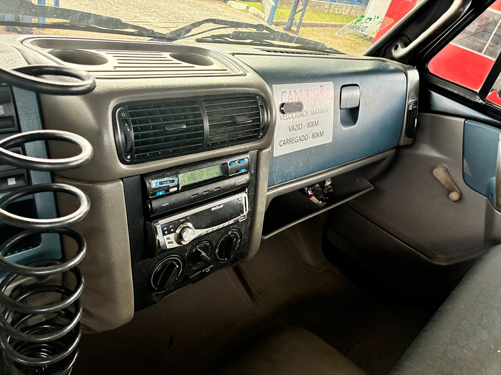 Caminhão VOLKSWAGEN VW 9150 Carga Seca ANO 2012 de Vieira Caminhões no Paraná