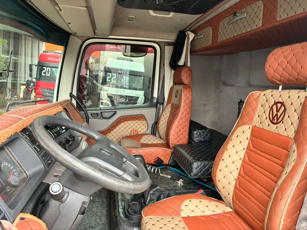 Caminhão VOLKSWAGEN VW 24280 Baú Refrigerado ANO 2020 de Vieira Caminhões no Paraná