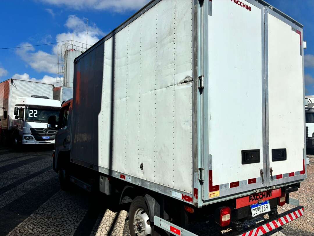 Caminhão VOLKSWAGEN DELIVERY EXPRESS Baú Furgão ANO 2020 de Vieira Caminhões no Paraná