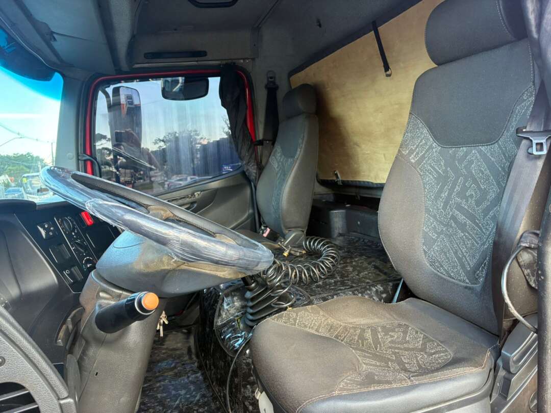 Caminhão MERCEDES BENZ MB 1719 Tanque&nbsp;Aço ANO 2016 de Vieira Caminhões no Paraná