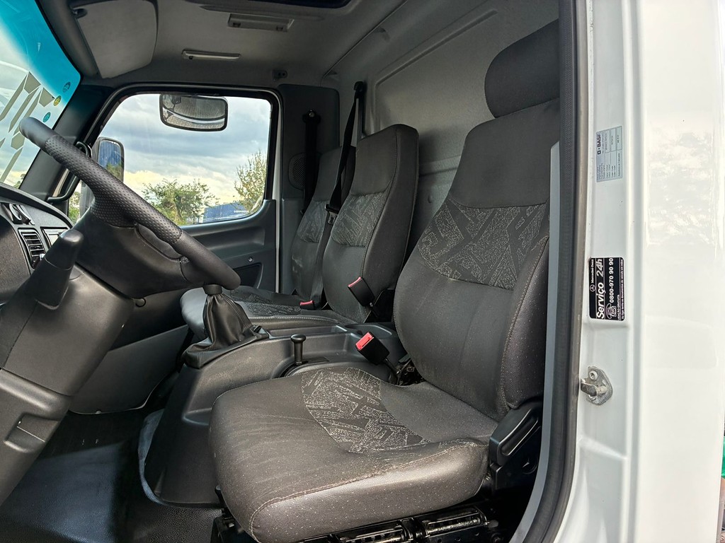 Caminhão MERCEDES BENZ MB 1016 Chassis ANO 2020 de Vieira Caminhões no Paraná