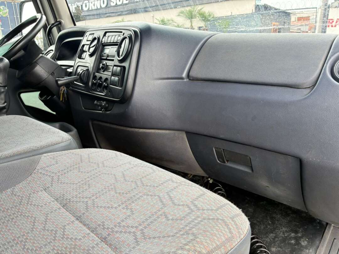 Caminhão FORD CARGO 1419 Caçamba Basculante ANO 2018 de Vieira Caminhões no Paraná