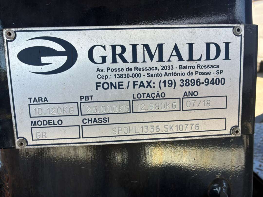 Caminhão MERCEDES BENZ MB 2430 Roll on off ANO 2018 de Vieira Caminhões no Paraná