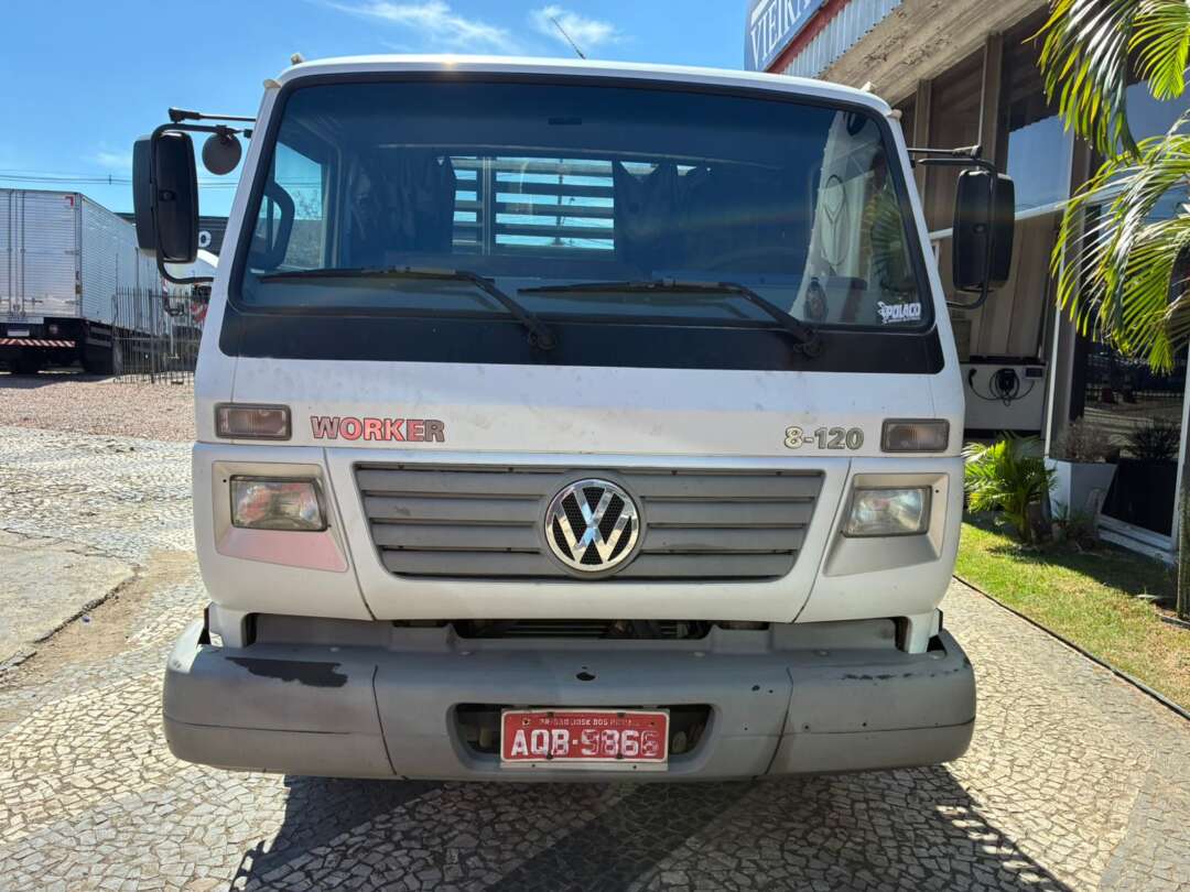 Caminhão VOLKSWAGEN VW 8120 Carroceria ANO 2007 de Vieira Caminhões no Paraná
