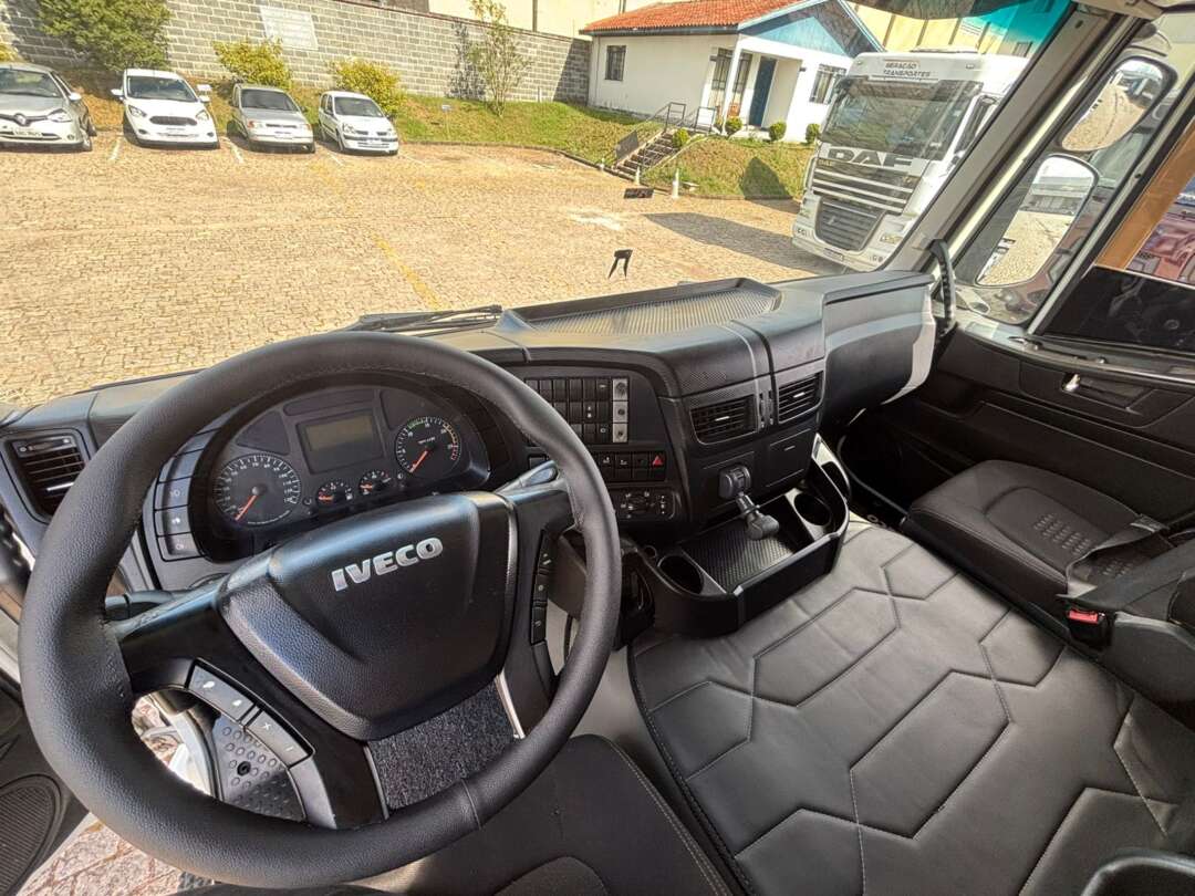 Caminhão IVECO HI ROAD 440 Cavalo Mecânico ANO 2020 de Geração Caminhões e Carretas no Paraná