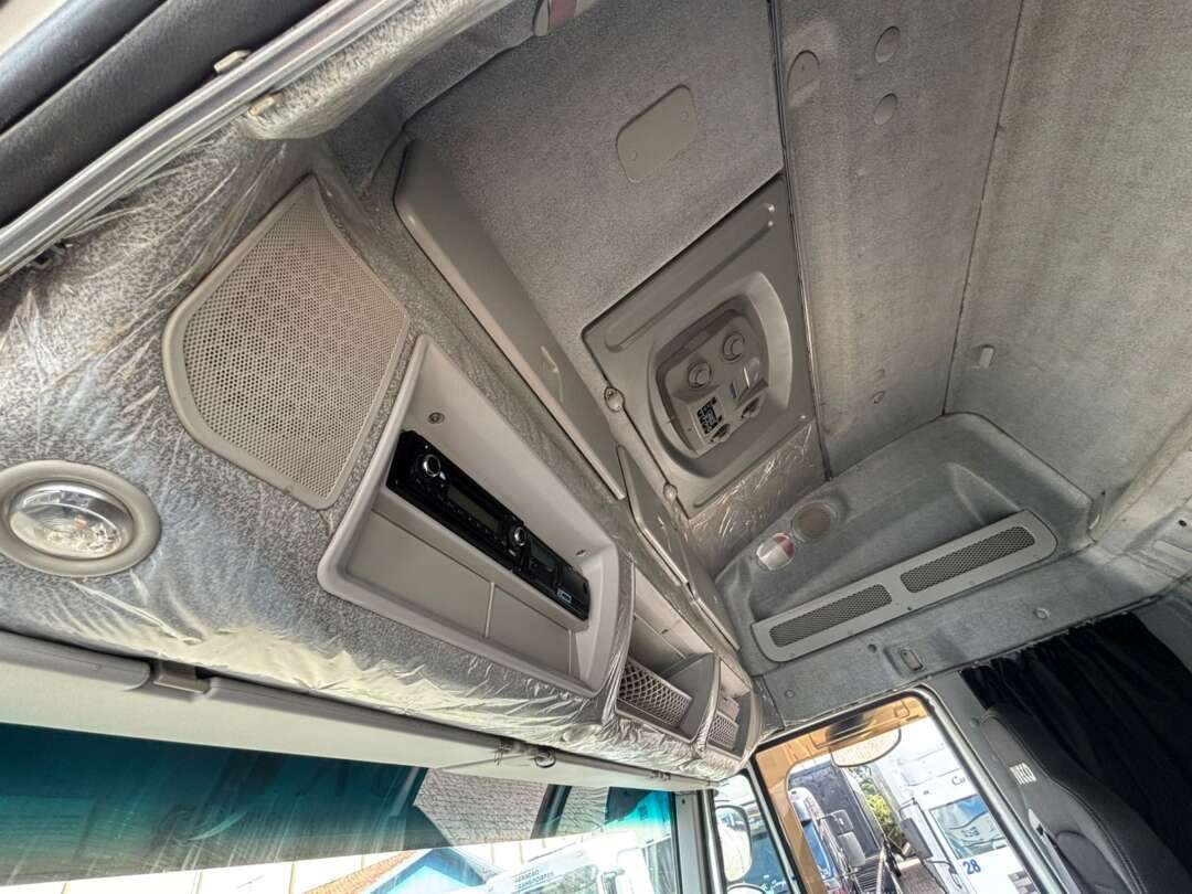 Caminhão IVECO HI ROAD 440 Cavalo Mecânico ANO 2020 de Geração Caminhões e Carretas no Paraná