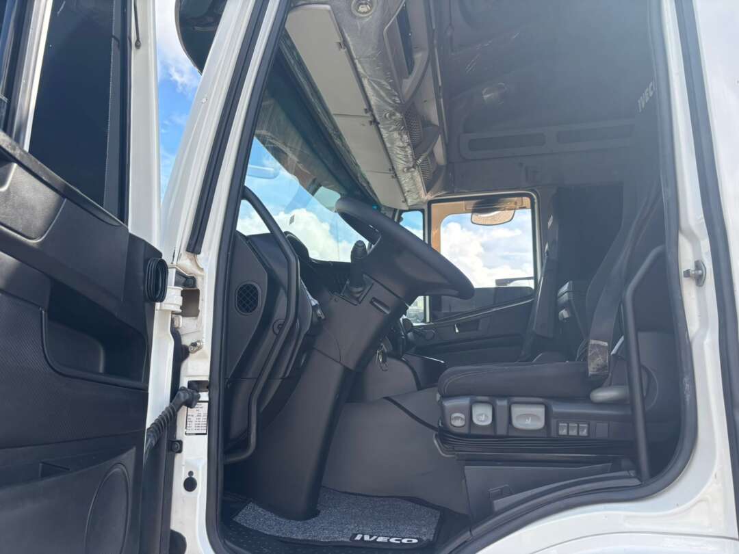 Caminhão IVECO HI ROAD 440 Cavalo Mecânico ANO 2020 de Geração Caminhões e Carretas no Paraná