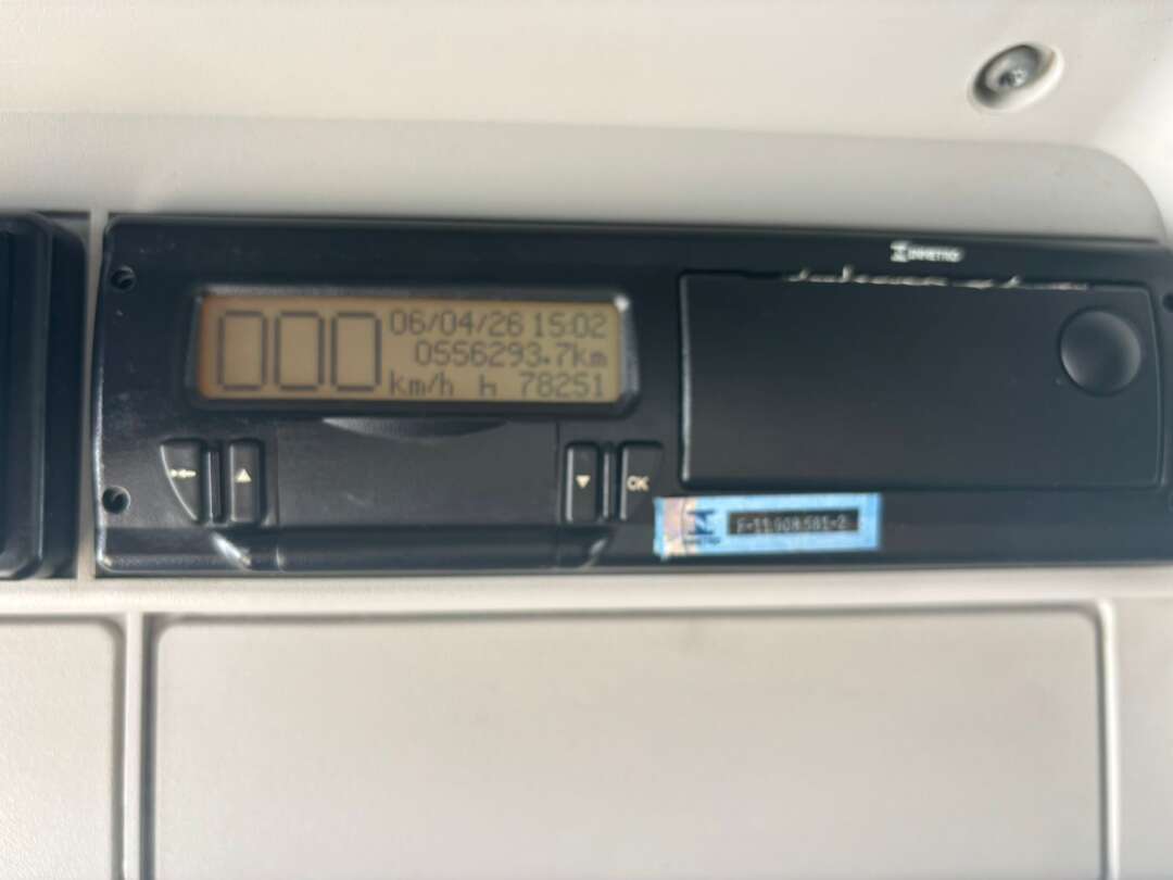 Caminhão IVECO HI ROAD 440 Cavalo Mecânico ANO 2020 de Geração Caminhões e Carretas no Paraná