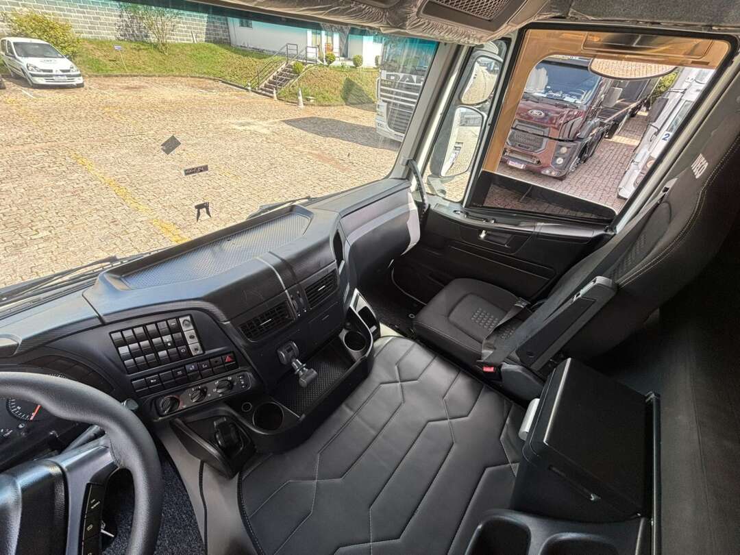 Caminhão IVECO HI ROAD 440 Cavalo Mecânico ANO 2020 de Geração Caminhões e Carretas no Paraná