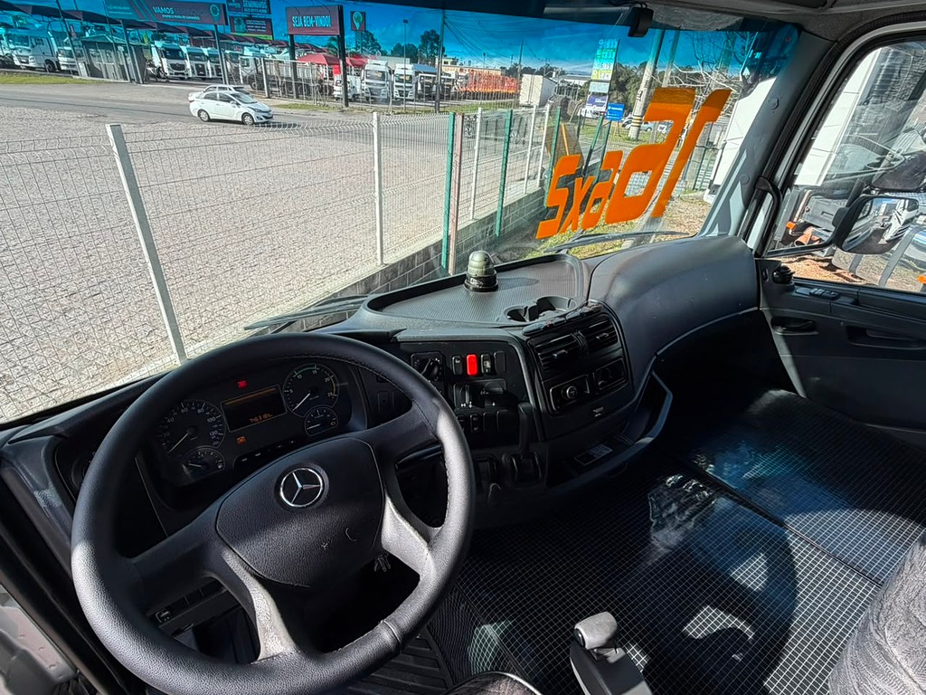 Caminhão MERCEDES BENZ MB 2544 Cavalo Mecânico ANO 2016 de Geração Caminhões e Carretas no Paraná