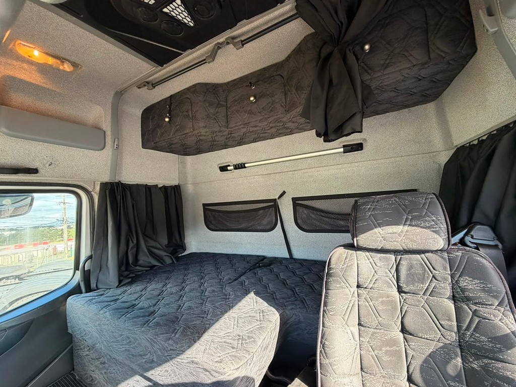 Caminhão MERCEDES BENZ MB 2544 Cavalo Mecânico ANO 2016 de Geração Caminhões e Carretas no Paraná