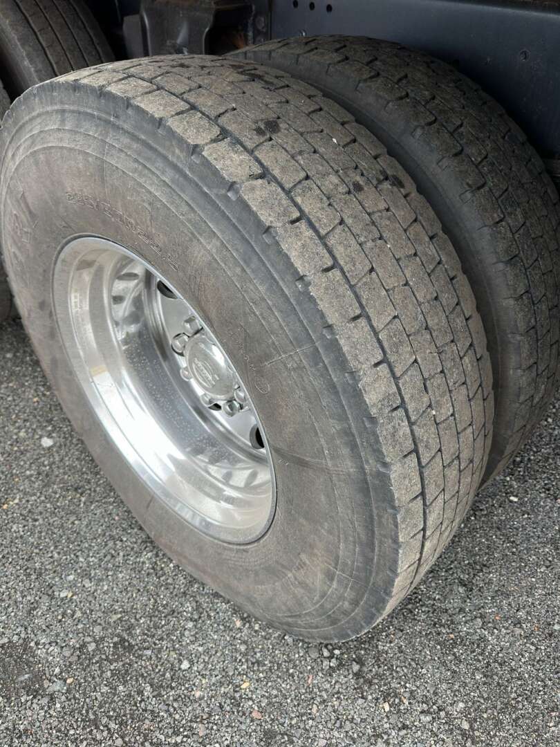 Caminhão VOLVO VM 330 Boiadeiro ANO 2022 de G4 Caminhões no Paraná