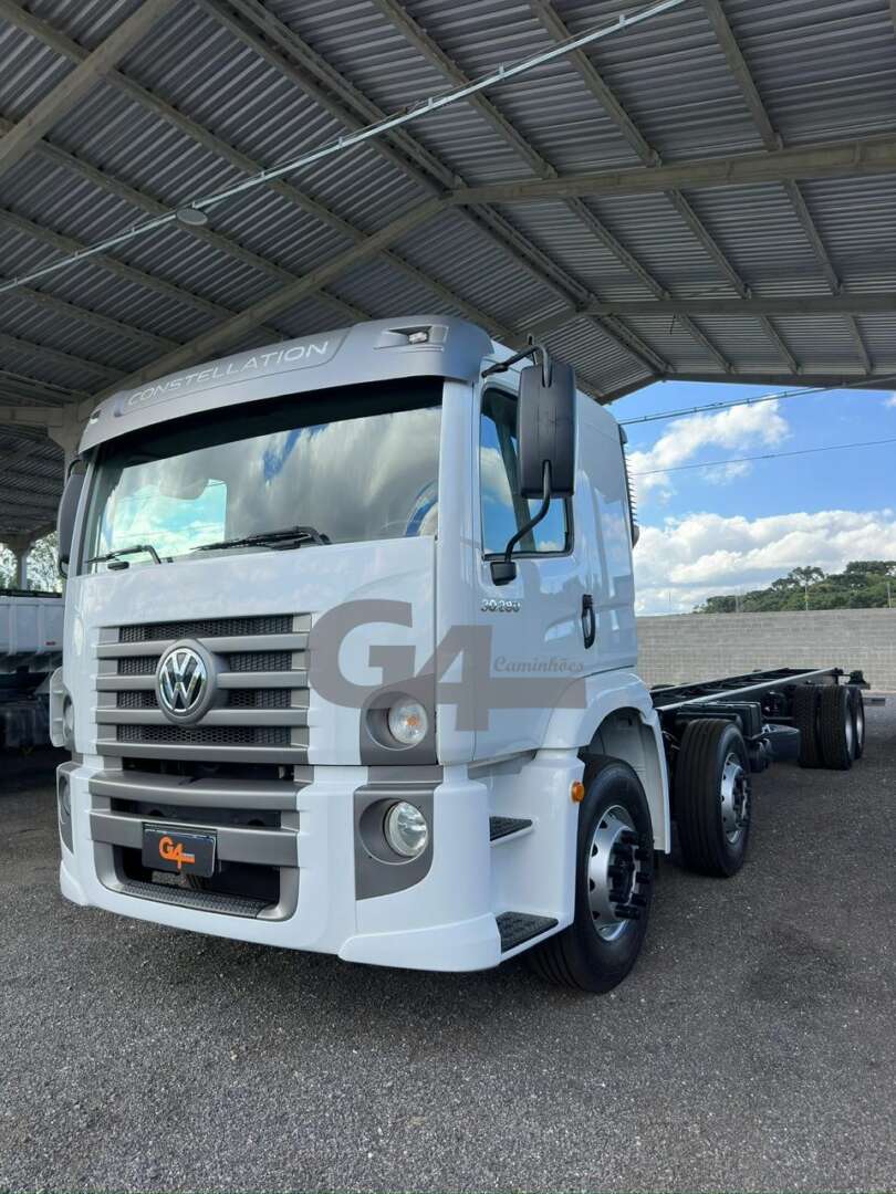 Caminhão VOLKSWAGEN VW 30280 Aves Vivas ANO 2021 de G4 Caminhões no Paraná