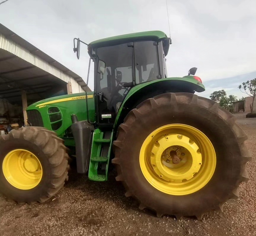 TRATOR JOHN DEERE JOHN DEERE 6190 ANO 2021 de Auto Máquinas Palotina no Paraná