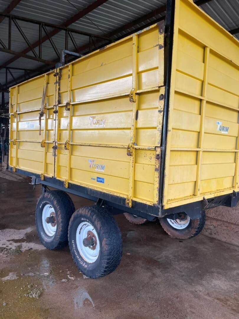 IMPLEMENTOS AGRICOLAS CARRETA AGRÍCOLA CARRETA BASCULANTE ANO 2018 de Auto Máquinas Palotina no Paraná