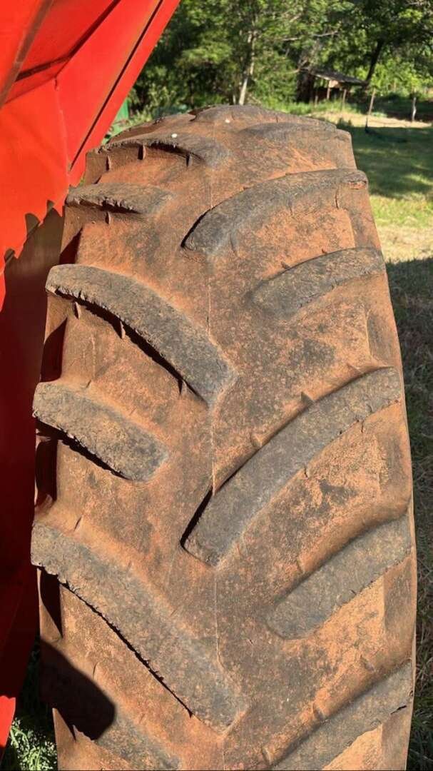 TRATOR VALMET VALMET 880 ANO 1989 de Auto Máquinas Palotina no Paraná