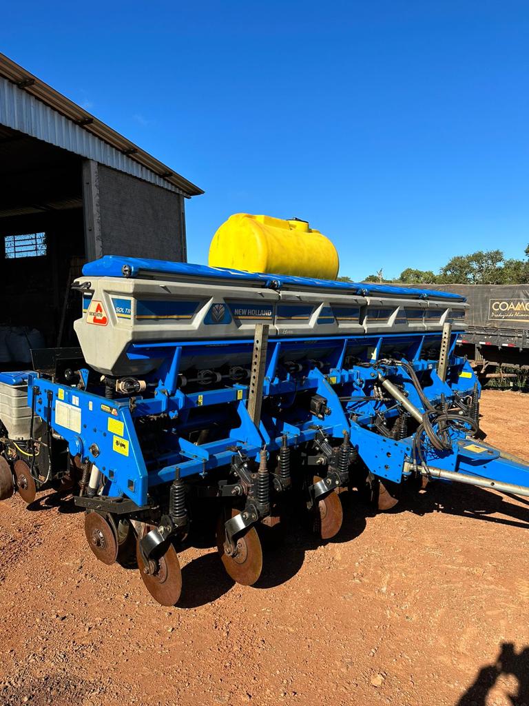 PLANTADEIRA SEMEATO SOL TOWER 11 ANO 2017 de Auto Máquinas Palotina no Paraná