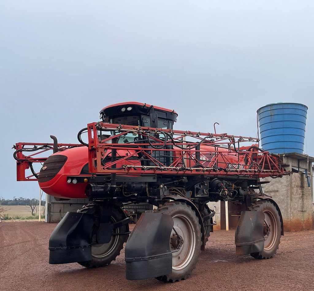PULVERIZADOR KUHN STRONGER 3000 ANO 2016 de Auto Máquinas Palotina no Paraná