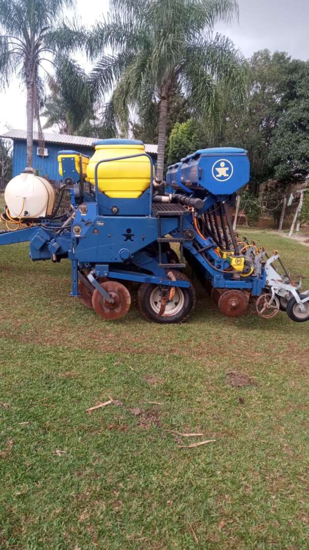 PLANTADEIRA IMASA PLANTUM DUOFLEX ANO 2013 de Auto Máquinas Palotina no Paraná