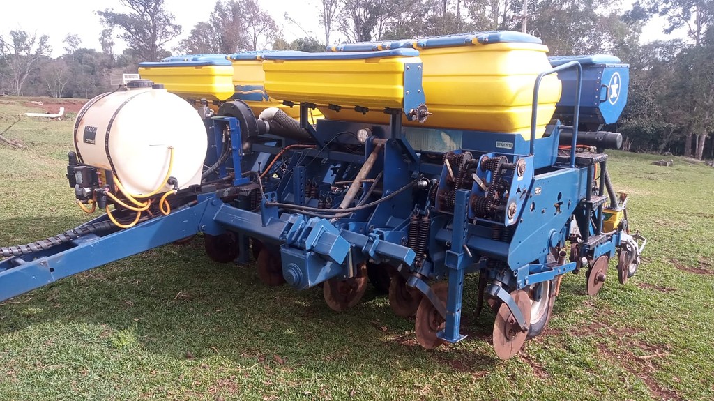 PLANTADEIRA IMASA PLANTUM DUOFLEX ANO 2013 de Auto Máquinas Palotina no Paraná