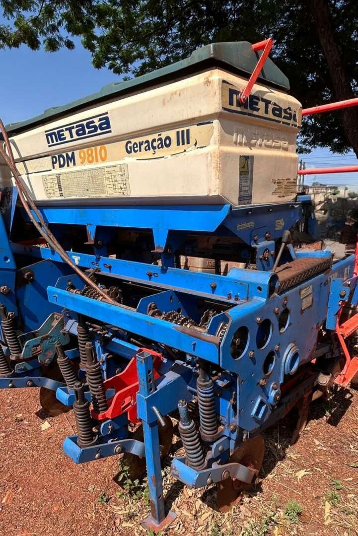 PLANTADEIRA METASA PDM 9810 ANO 2002 de Auto Máquinas Palotina no Paraná