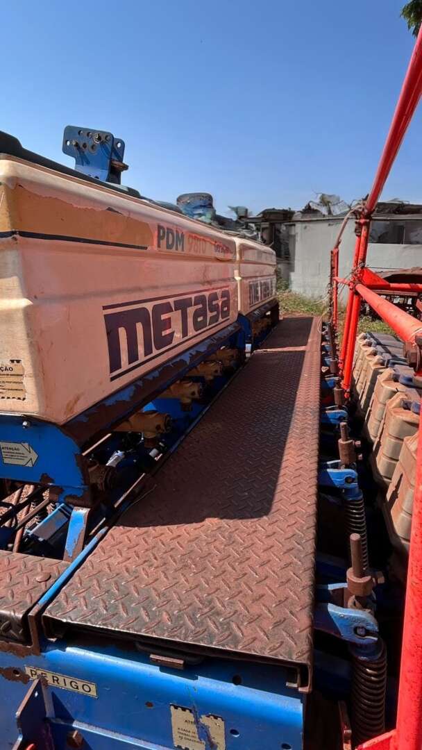 PLANTADEIRA METASA PDM 9810 ANO 2002 de Auto Máquinas Palotina no Paraná