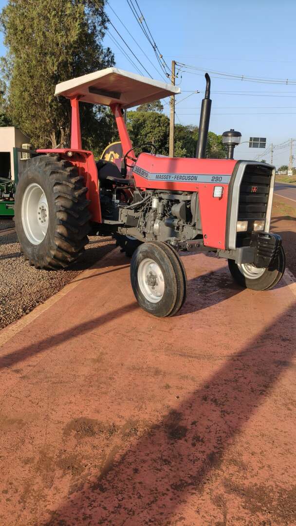 TRATOR MASSEY FERGUSON MF 290 ANO 1987 de Auto Máquinas Palotina no Paraná