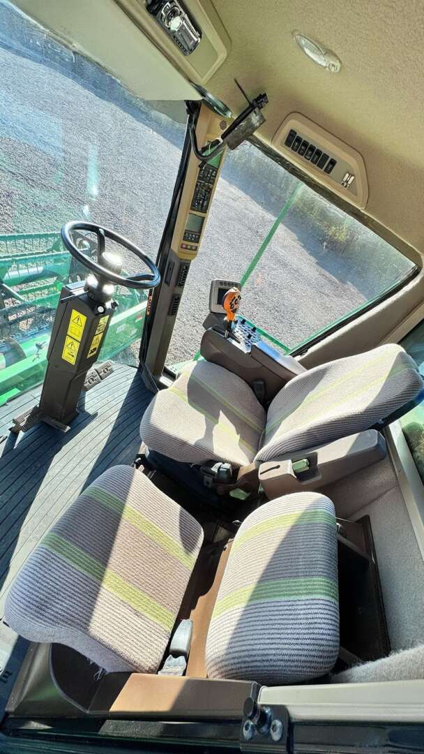 COLHEITADEIRA JONH DEERE JOHN DEERE 9470 STS ANO 2013 de Auto Máquinas Palotina no Paraná