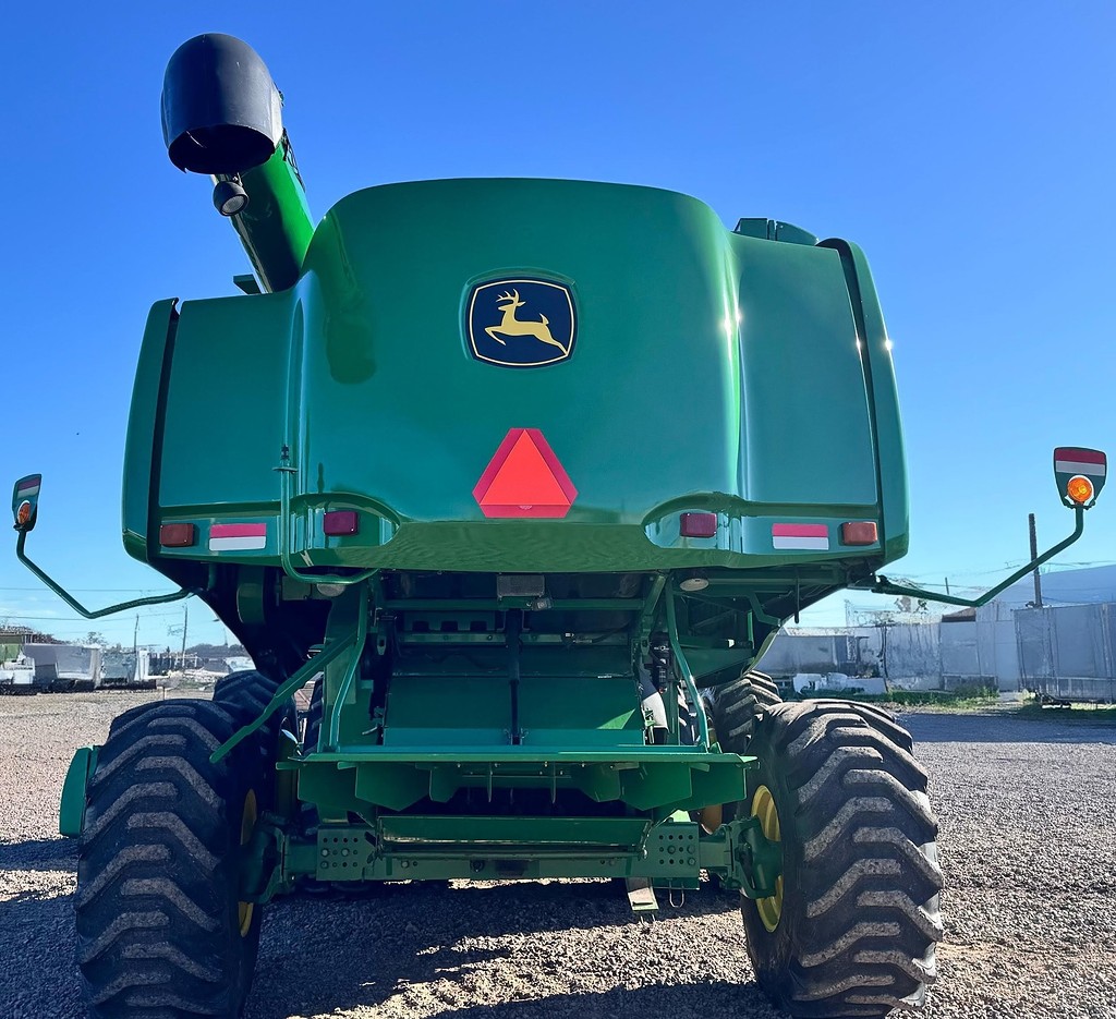 COLHEITADEIRA JONH DEERE JOHN DEERE 9470 STS ANO 2013 de Auto Máquinas Palotina no Paraná