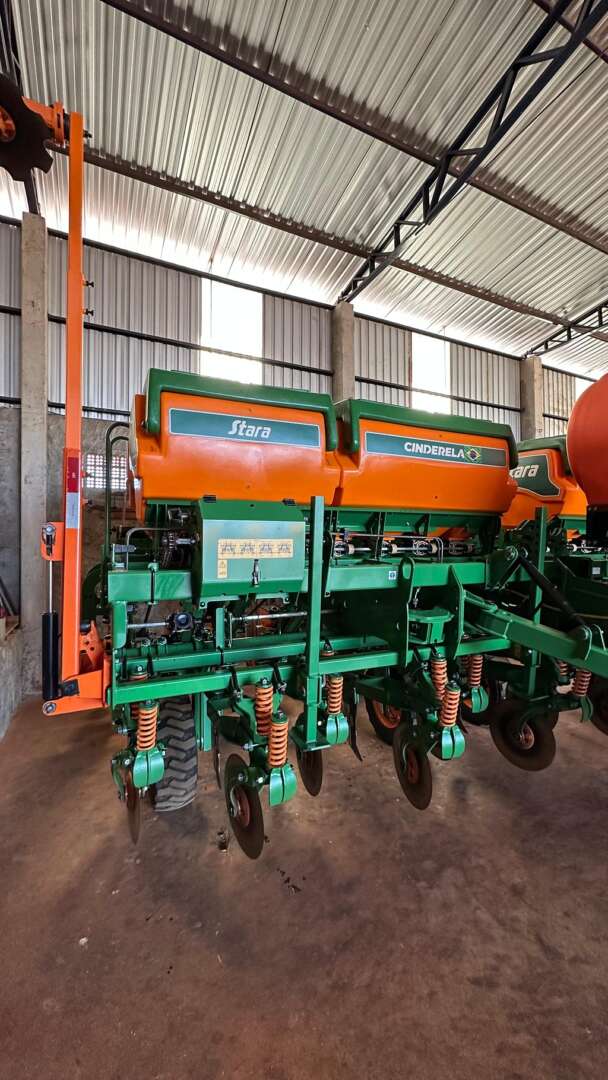 PLANTADEIRA STARA CINDERELA 13 ANO 2022 de Auto Máquinas Palotina no Paraná