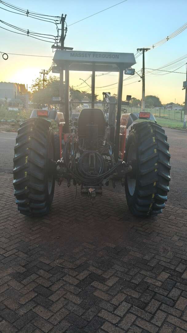TRATOR MASSEY FERGUSON MF 292 ANO 1998 de Auto Máquinas Palotina no Paraná