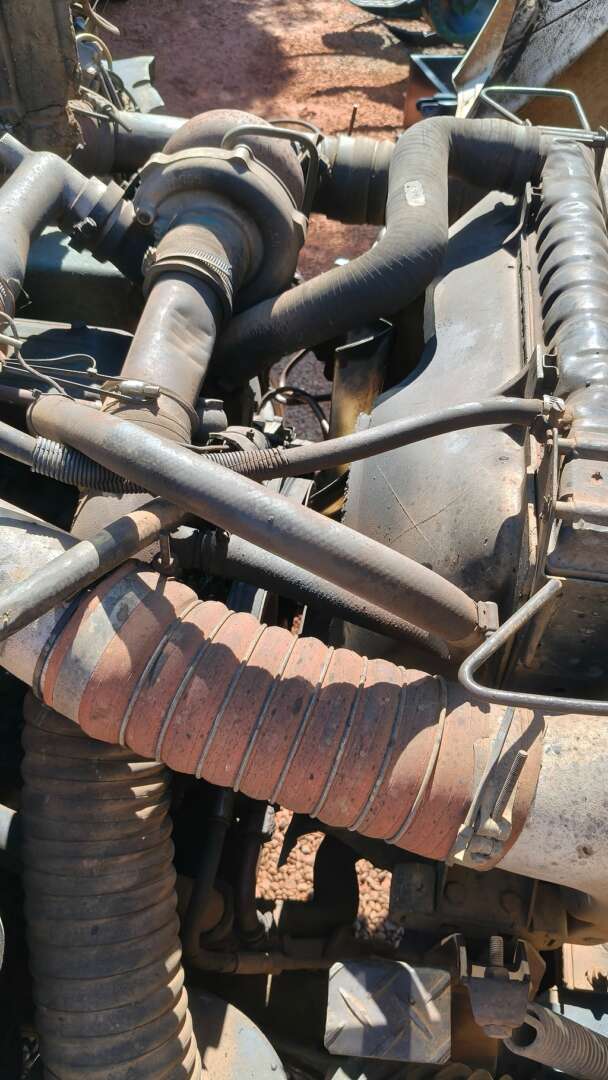 Caminhão MERCEDES BENZ MB 1618 Carroceria ANO 1994 de Auto Máquinas Palotina no Paraná